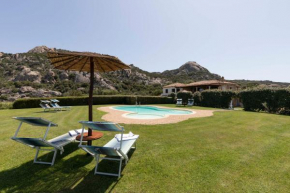 Villa Iris with Pool Baja Sardinia